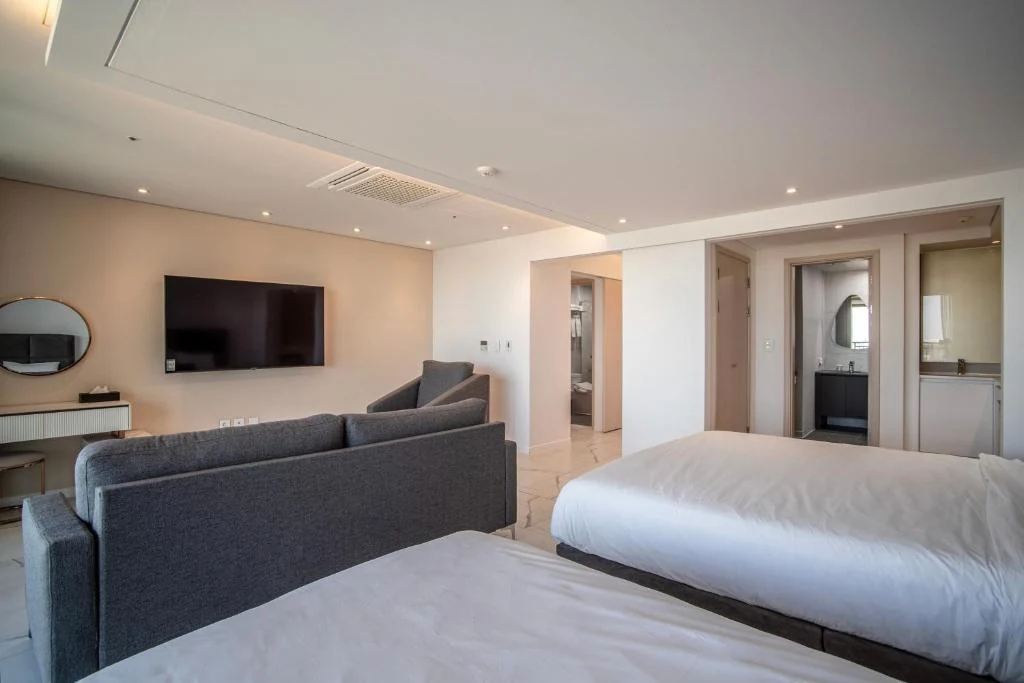 Guest room at TOPS 10 Villa de Aewol