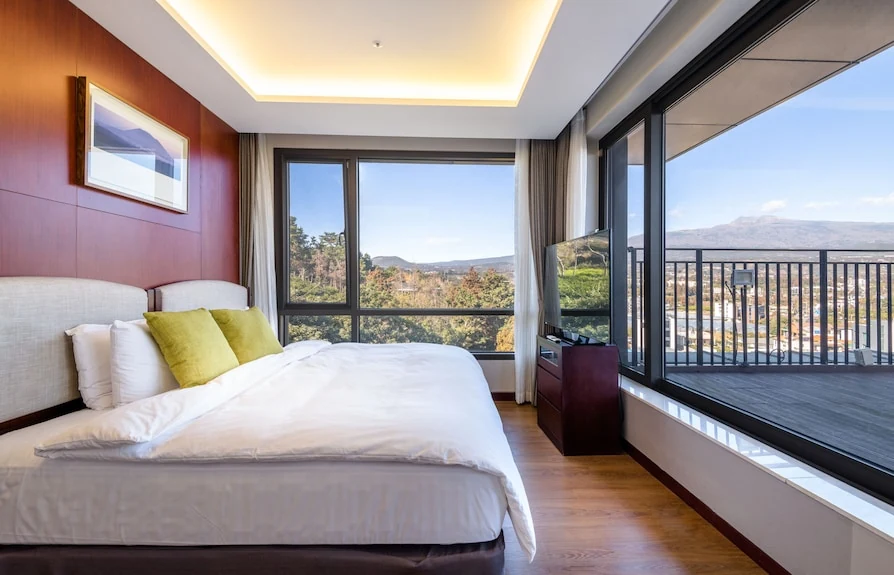 Real Korea travel scene related to Park Sunshine Jeju: during the 2026 renovation window, a cheap room is only cheap if the discount covers the disruption risk 2