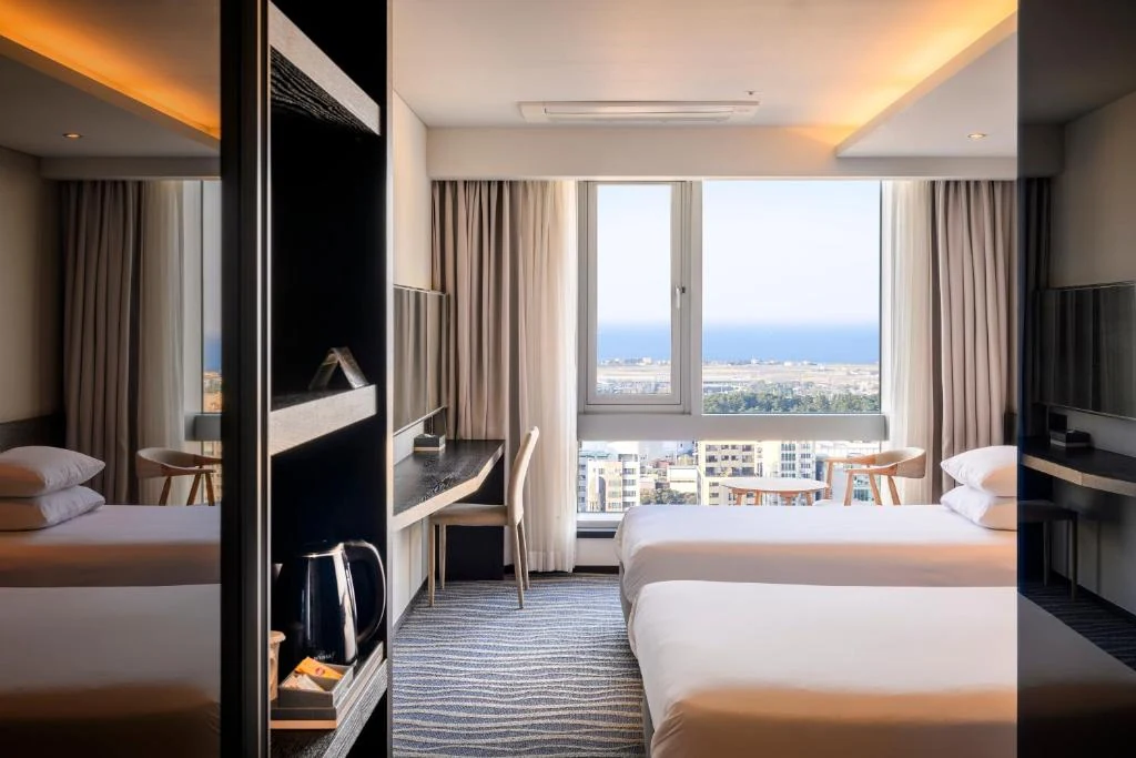 Twin room at Gloucester Hotel Jeju