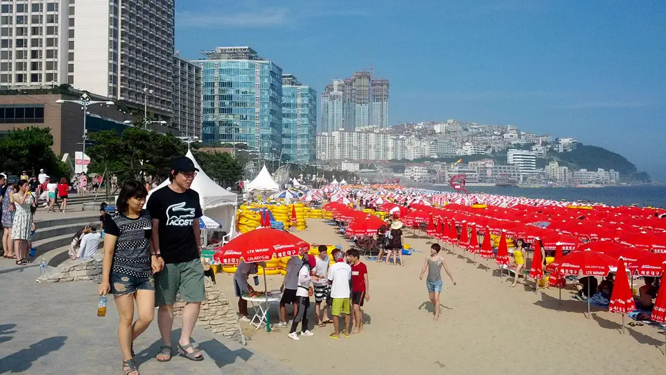 Real Korea travel scene related to Seomyeon or Haeundae: Which Daily Rhythm Are You Willing to Hand Over to Your Hotel Area? 3