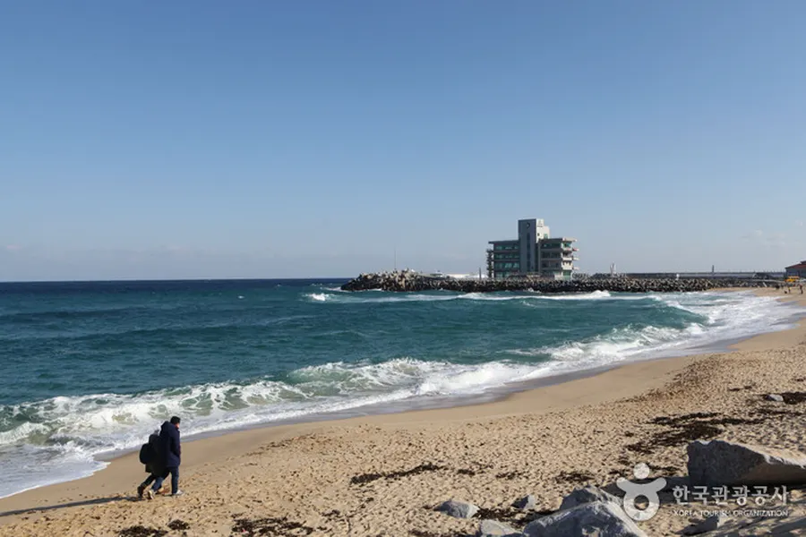 Open shoreline at Jeongdongjin Beach