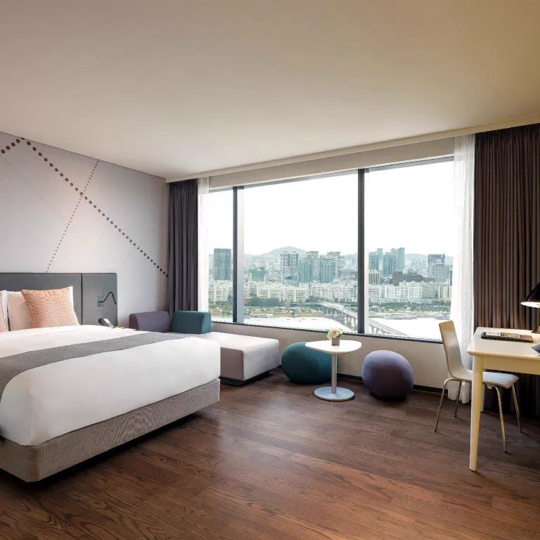 Twin room at ibis Styles Ambassador Seoul Yongsan.