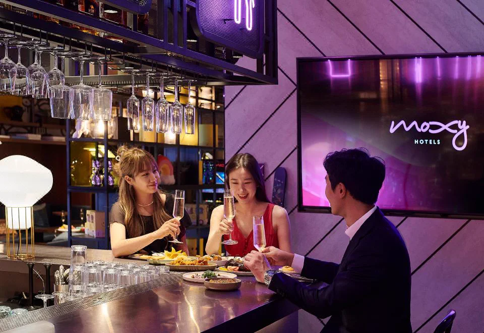 Bar seating at Moxy Seoul Myeongdong