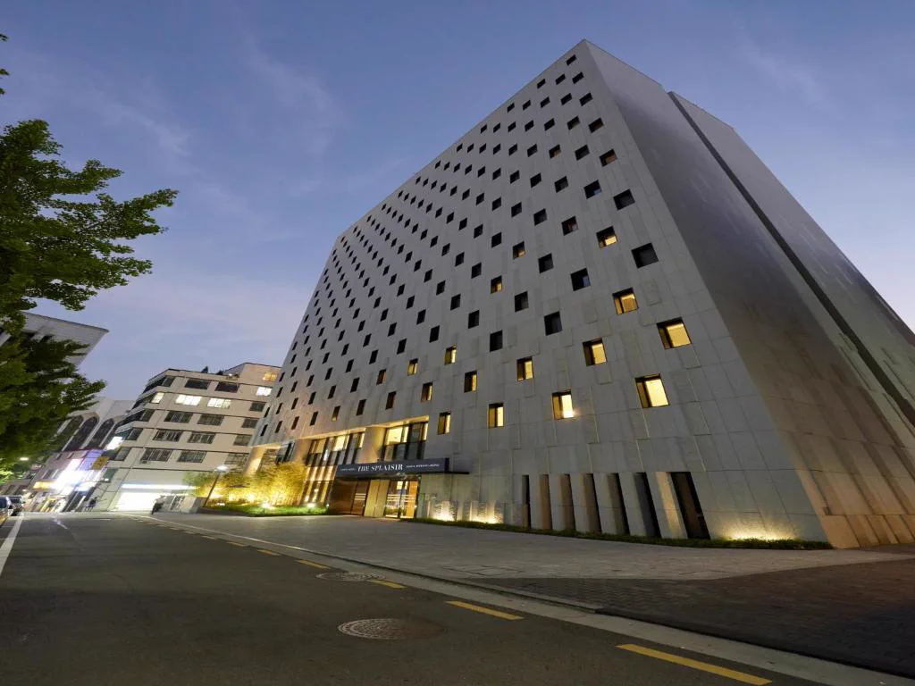 Exterior and entrance of Sotetsu Hotels The Splaisir Seoul Myeongdong