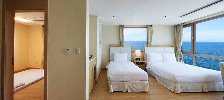 Real Korea travel scene related to Ocean Suites Jeju Hotel: for three or four guests, buy the second sleeping zone before you buy the sea view 2