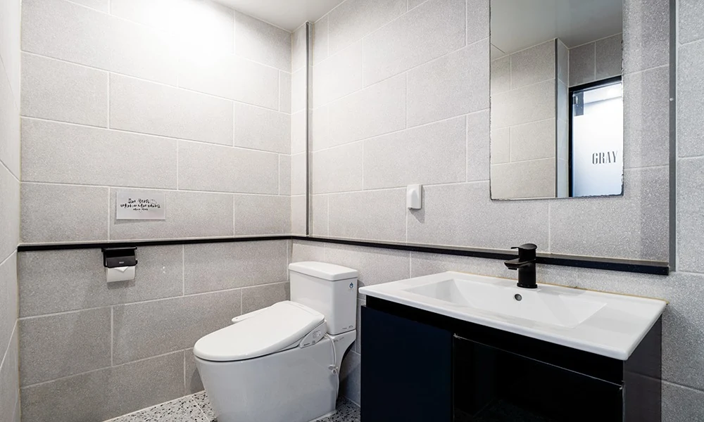 Another official angle of Gray 193 Hotel Ocean Deluxe Double