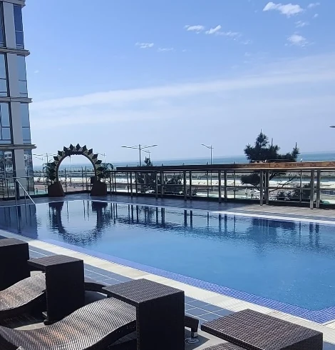 Official real photo of Hotel Regent Marine Jeju’s outdoor pool