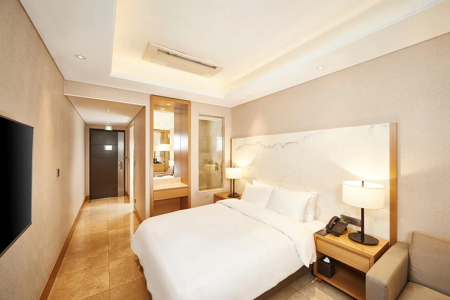 Arban Hotel Busan — real Deluxe room
