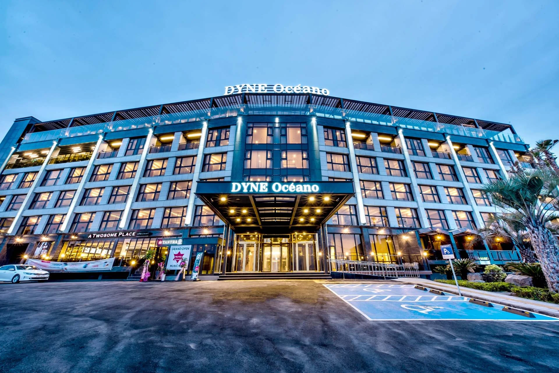 Exterior of Dyne Oceano Hotel Jeju at 394 Aewolhaean-ro